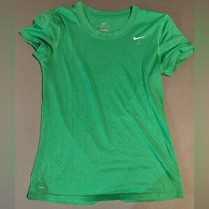 Nike Dri-fit. Women’s size small. Kelly green color.